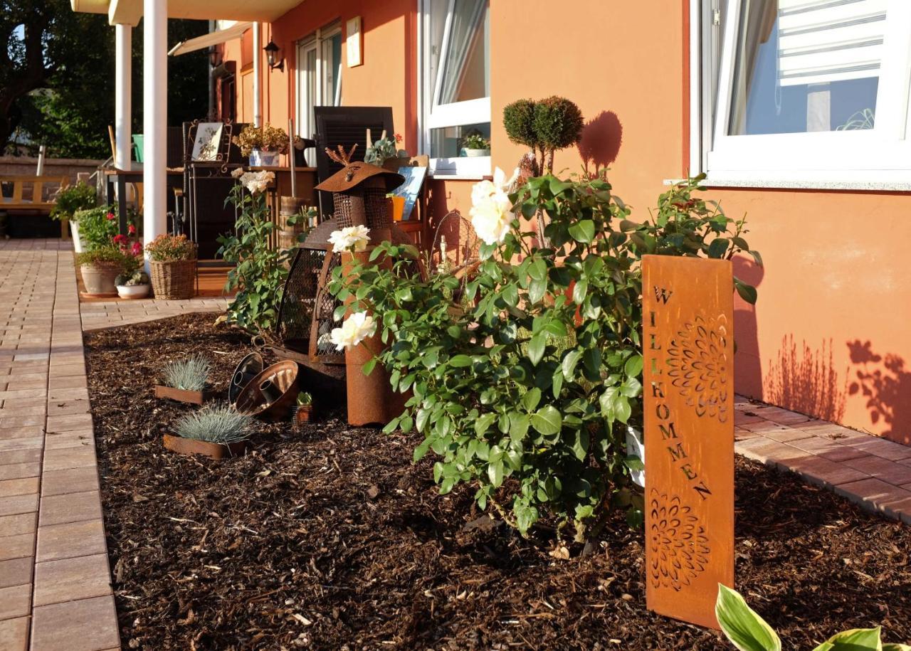 Ferienwohnung Im Paradies Momlingen Εξωτερικό φωτογραφία